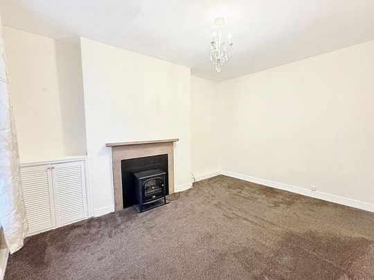 2 bedroom terraced house to rent - Photo 1