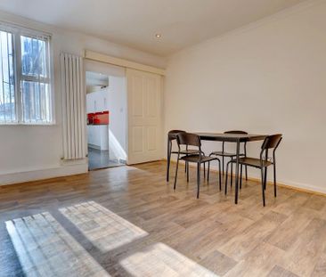 4 bedroom end of terrace house to rent - Photo 6