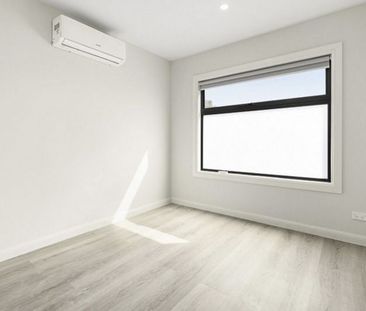 Modern Townhouse Living in the Heart of Meadow Heights - Photo 3