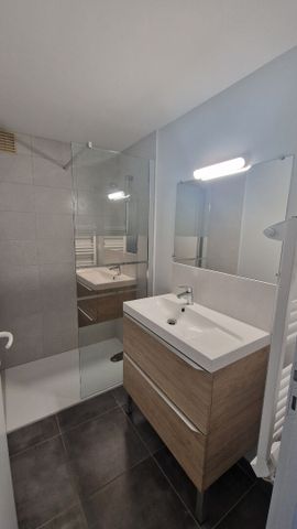 Location Appartement 2 pièces 40m² - Photo 4