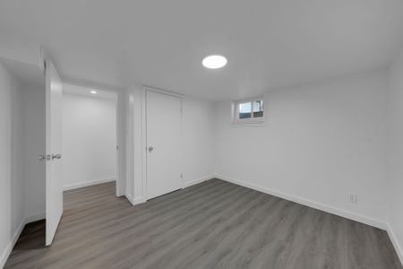 For Lease - 24 Walter Avenue Unit# Lower, Newmarket, Ontario - Photo 4