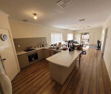 Cloverdale - Photo 2