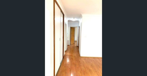 Well Presented Ashfield Apartment For Lease - Photo 1