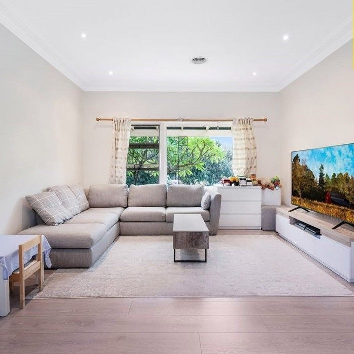 PERFECT LOCATION - Photo 1