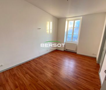 Appartement T2 bis rénové au centre ville de Vesoul - Photo 1