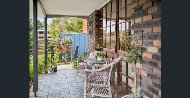 IMPRESSIVE HOME IN BOAMBEE EAST - Photo 1