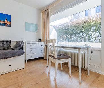 Komplett ausgestattete Wohnung mit Balkon in Hamburg-Stellingen - Foto 1