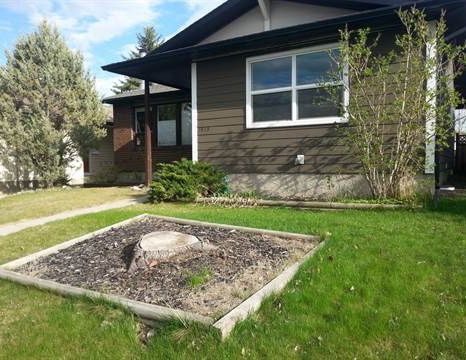 1515 136 Avenue Southeast | 1515 136 Avenue Southeast, Calgary - Photo 1