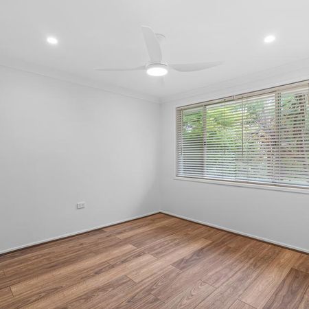 Newly renovated close to freeway - Photo 5