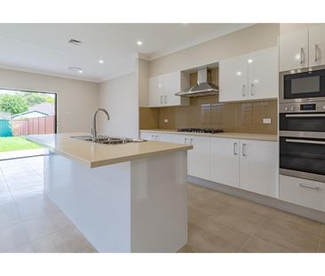 25B Birdwood Avenue, Belfield NSW 2191 - Townhouse For Rent | Domain - Photo 2