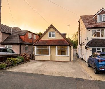 4 Bed Bungalow, Brooke Avenue, HA2 - Photo 3