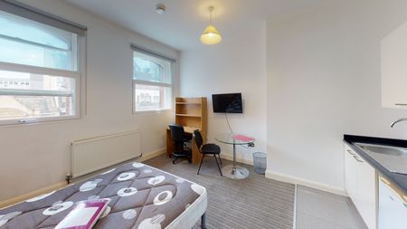 Student Properties to Let - Photo 2