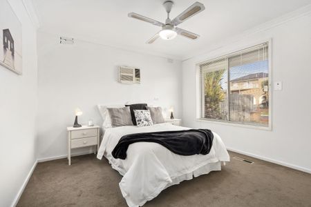 Beautifully presented family home ! - Photo 4