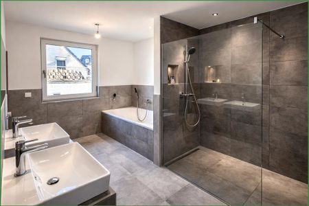 Zur Miete: Barrierefreie 3 Zimmerwohnung mit Loggia und Garage in Burscheid Hilgen - Photo 5