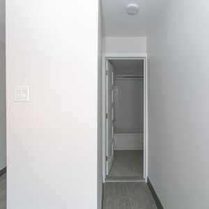 1 CH - 1 SDB - Outremont Près Laurier - $1,360 /mo - Photo 3