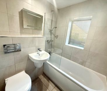 2 bedroom semi-detached house to rent - Photo 6