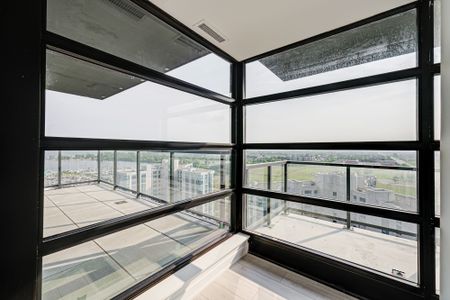 For Lease - 1606 Charles Street Unit# 1605, Whitby, Ontario - Photo 2