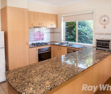 2 Longleaf Grove, MITCHAM - Photo 2