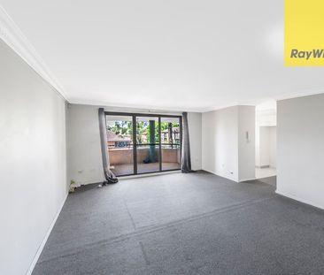 RECENTLY UPDATED TWO BEDROOM APARTMENT ON FRINGE OF PARRAMATTA CBD ... - Photo 6