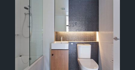 Entertainer's paradise! - Photo 3