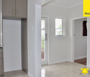 Discover your new home in the heart of Mount Roskill, Auckland! - Photo 1