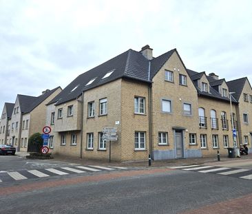 Dakappartement met 2 slaapkamers, terras, kelder en parking - Photo 6