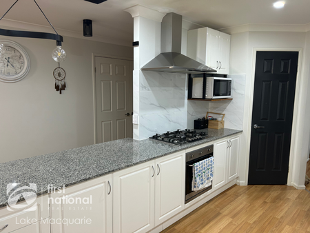 4 Hawkins Place, Cameron Park NSW 2285 - House For Rent | Domain - Photo 2