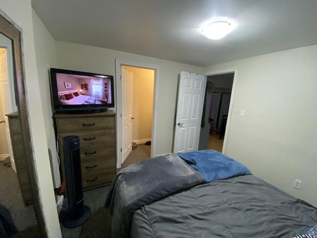 For Lease - 7 Greening Avenue, Hamilton, Ontario - Photo 3