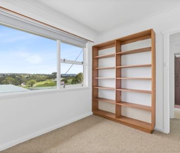 Character on Cambridge - Photo 1