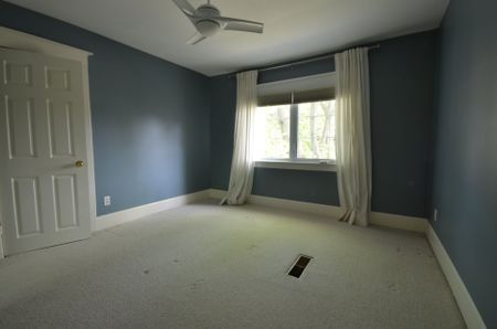 For Lease - 68 Glenforest Road, Toronto, Ontario - Photo 4