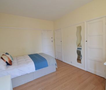 Room in a Shared Flat, Frithville Gardens, W12 - Photo 2