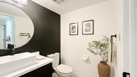 For Lease - 51 Baffin Court Unit# 307, Richmond Hill, Ontario - Photo 2