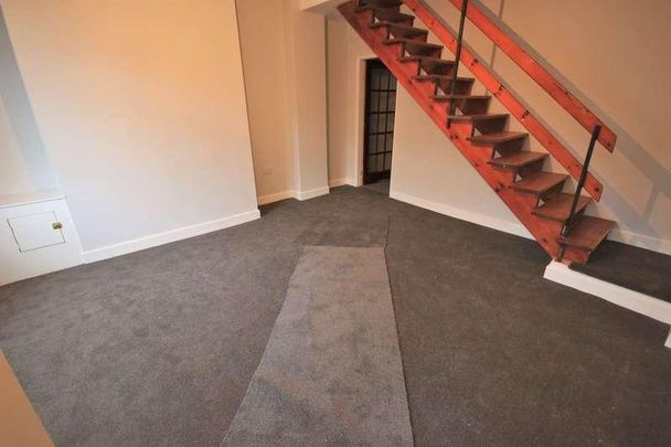 Scot Lane, Wigan, WN5 - Photo 1