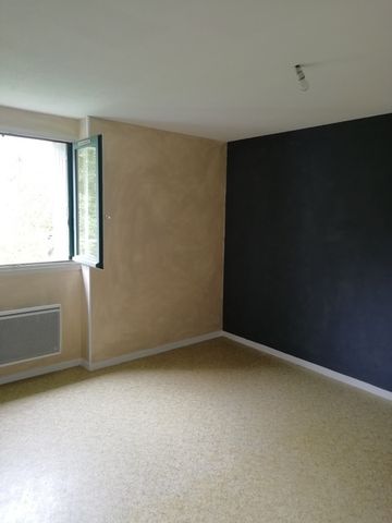 Appartement T3 – Centre bourg Marcillat en Combraille - Photo 4