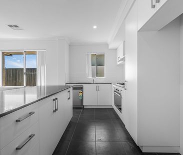 Brand New & Ready for You - Beautiful Henley Brook Living - Photo 6