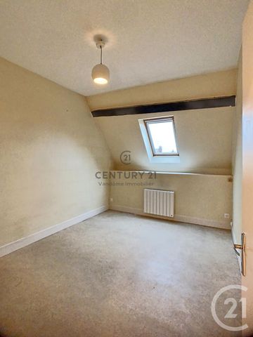 Location Appartement 1 pièce 25m² CREPY EN VALOIS 60800 - Photo 3