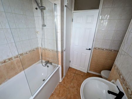 3 Bed Flat, De Beauvoir Road, N1 - Photo 5