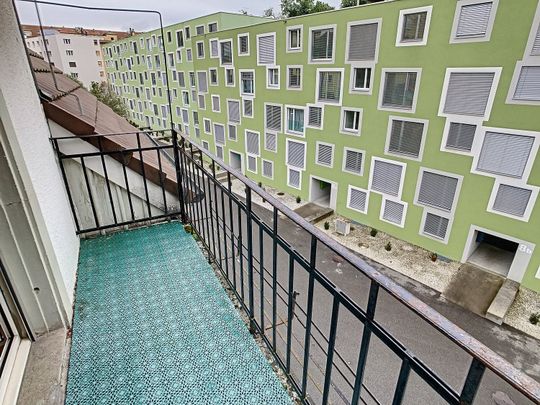 Super 4 pièces au coeur de la ville avec loyer très attractif ! - Foto 1
