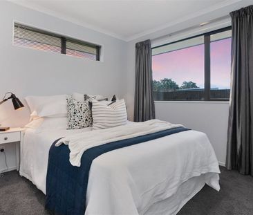 Three Bedroom Home - Photo 6