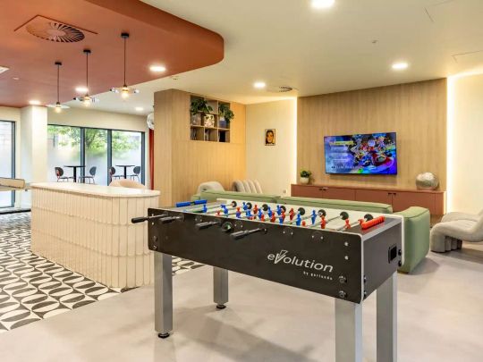 Bronze Studio - Photo 1