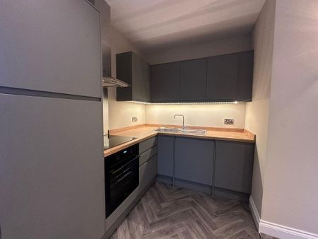 2 bedroom flat to rent - Photo 4