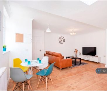 1 bedroom in a house share to rent - Photo 5