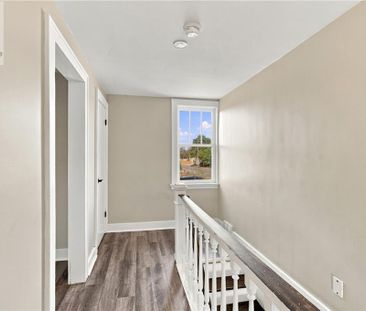 8541 AIRPORT Road, Mount Hope, Ontario, L0R1W0 - Photo 2