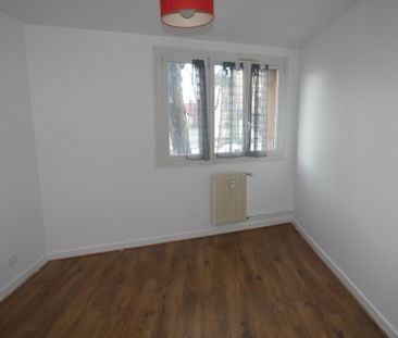 Location Appartement 4 pièces 74m² BEAUNE 21200 - Photo 4