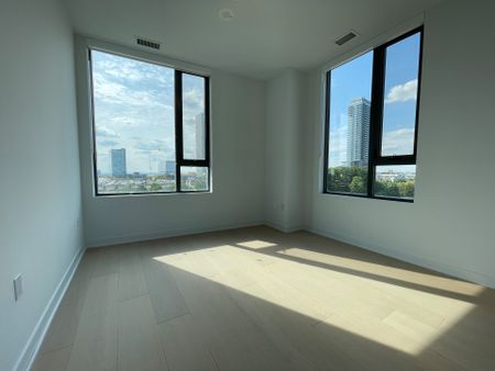 For Lease - 2920 Highway 7 Road Unit# 402, Vaughan, Ontario - Photo 2