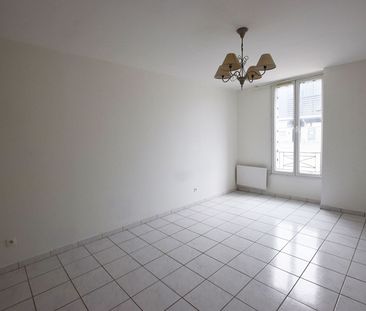 Location appartement 1 pièce, 22.59m², Nangis - Photo 1