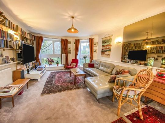 2 bedroom flat to rent - Photo 1