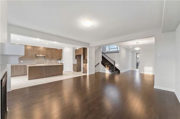 For Lease - 106 LYNN COULTER Street, Barrhaven, Ontario - Photo 1