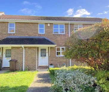 Rosebanks, Nr Town Centre, RG21 - Photo 5