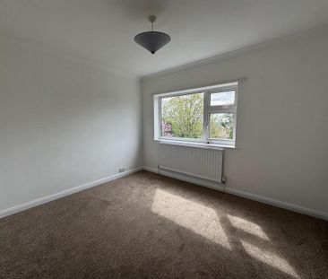 4 bedroom detached house to rent - Photo 6